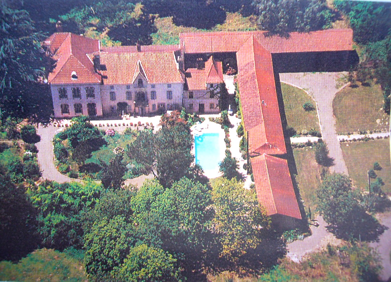 Chateau du Tail 002.jpg