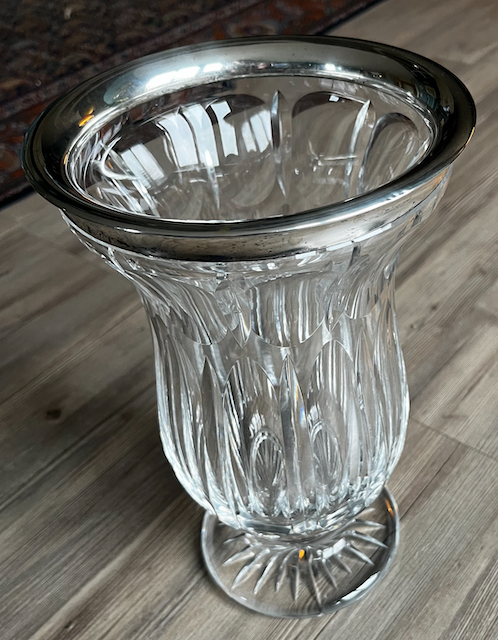 Vase ganz.jpg